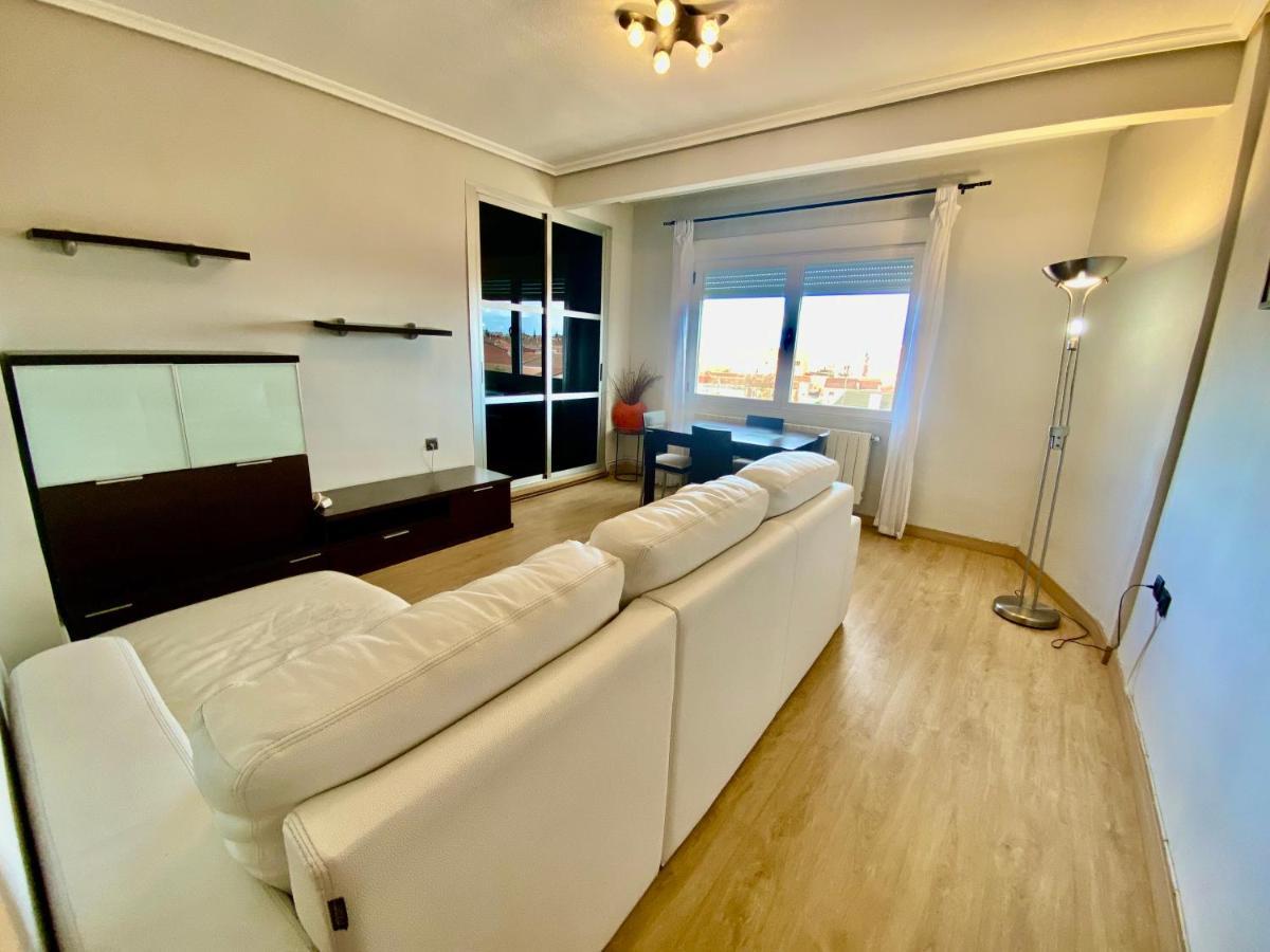 El Apartamento De Eva Apartment Medina del Campo Luaran gambar